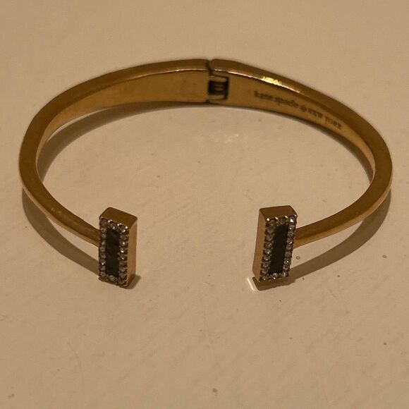 Kate Spade Gold Tone Rhinestone End Hinge Style Bangle Bracelet Classy Stackable - Picture 1 of 7